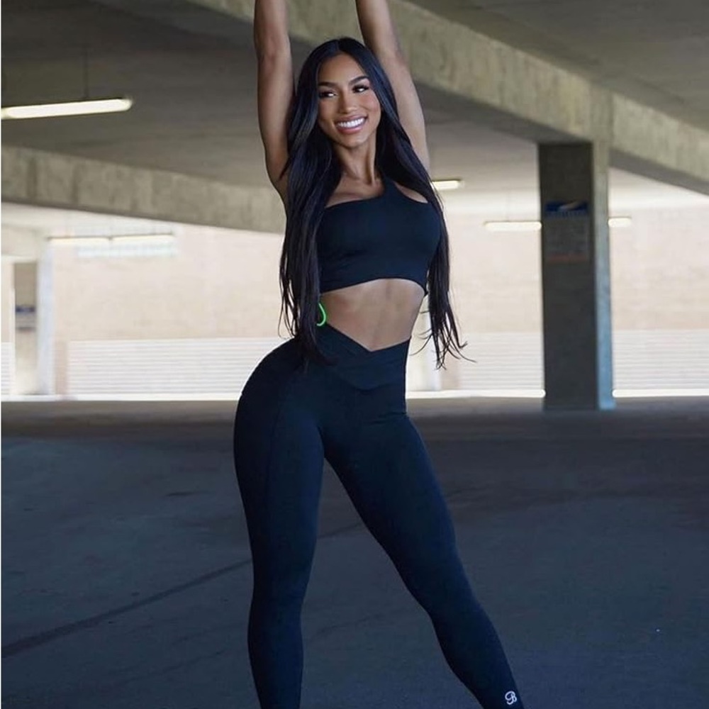Bombshell Sportswear 7/8 Brazilian leggings